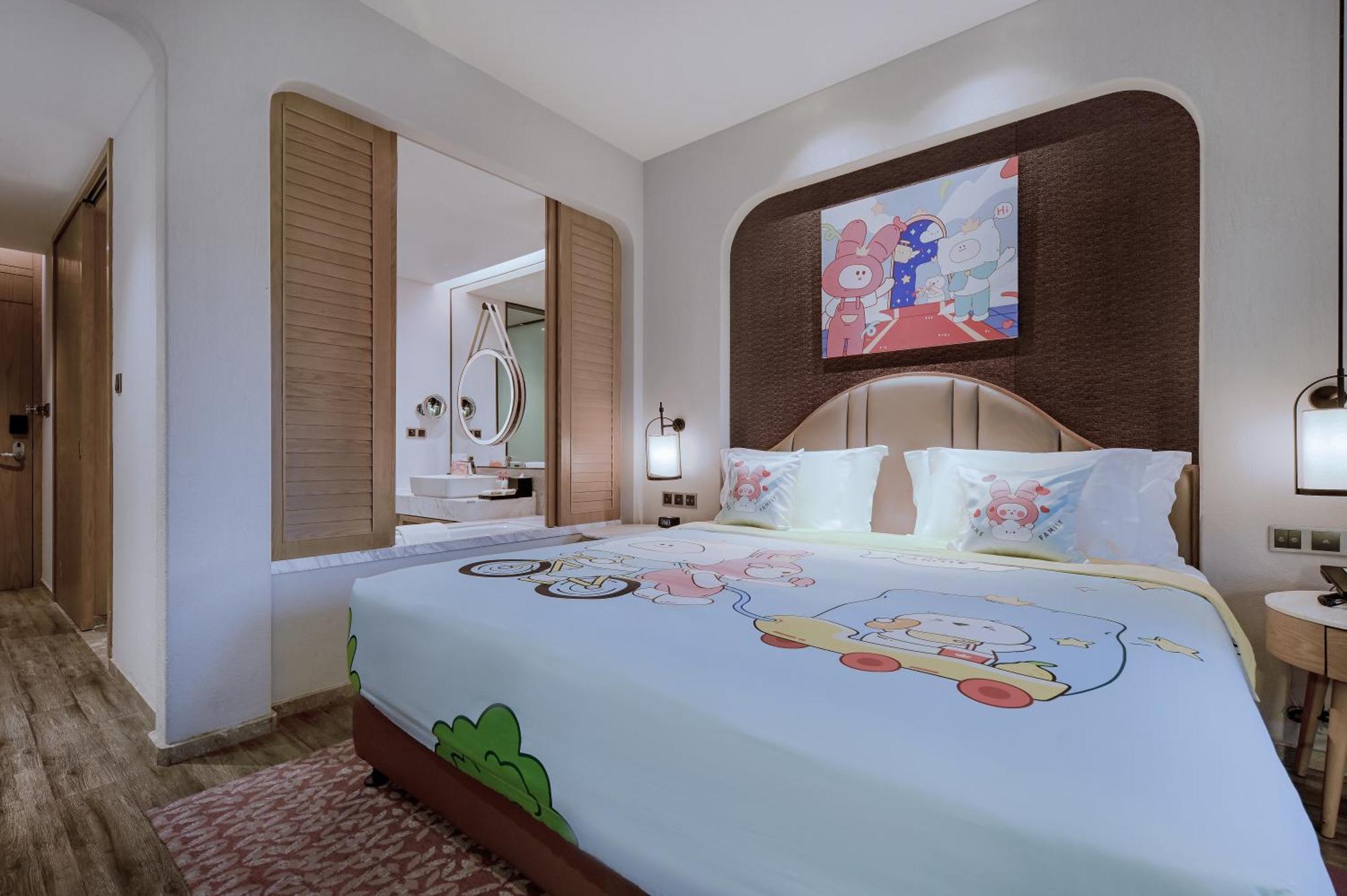 Crowne Plaza Qingdaoorientalmoviemetropolis By Ihg Otel Dış mekan fotoğraf