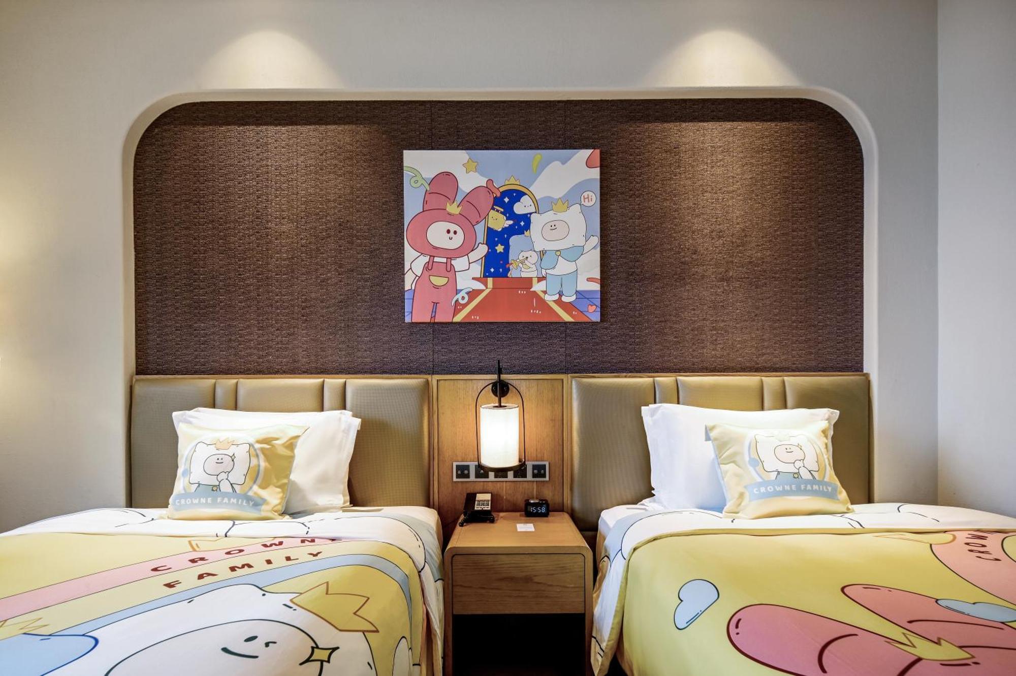 Crowne Plaza Qingdaoorientalmoviemetropolis By Ihg Otel Dış mekan fotoğraf