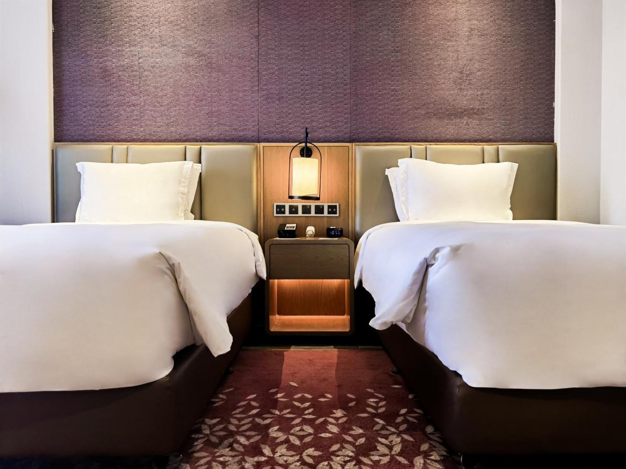Crowne Plaza Qingdaoorientalmoviemetropolis By Ihg Otel Dış mekan fotoğraf