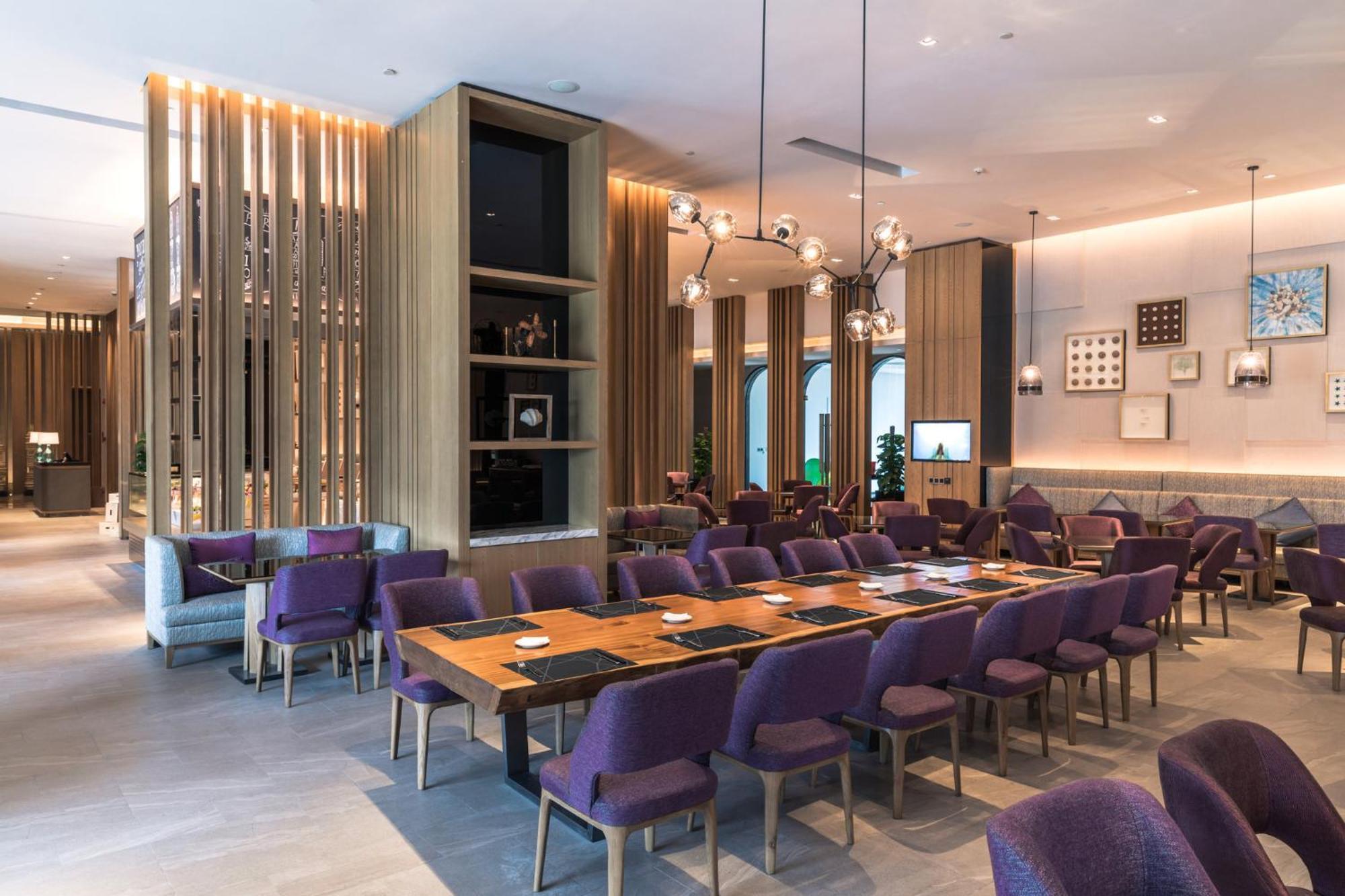 Crowne Plaza Qingdaoorientalmoviemetropolis By Ihg Otel Dış mekan fotoğraf